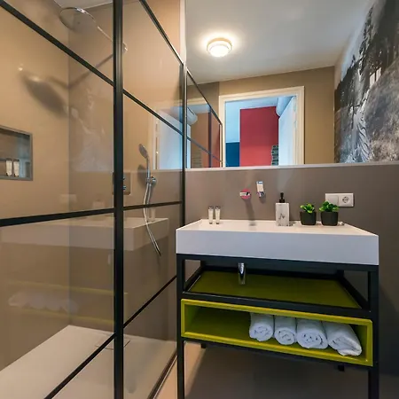 Apartment Newly Built Loft On Hotspot Location, Fast Wifi *