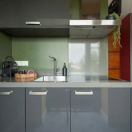 Apartment Newly Built Loft On Hotspot Location, Fast Wifi