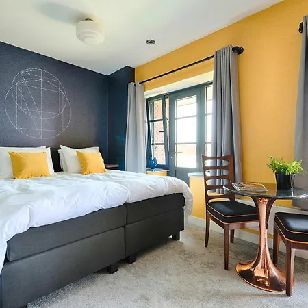 Near Center - New Bathroom & Bed * Τίλμπουργκ