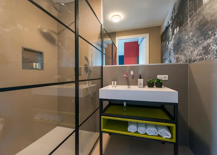 Apartament Near Center - New Bathroom & Bed *