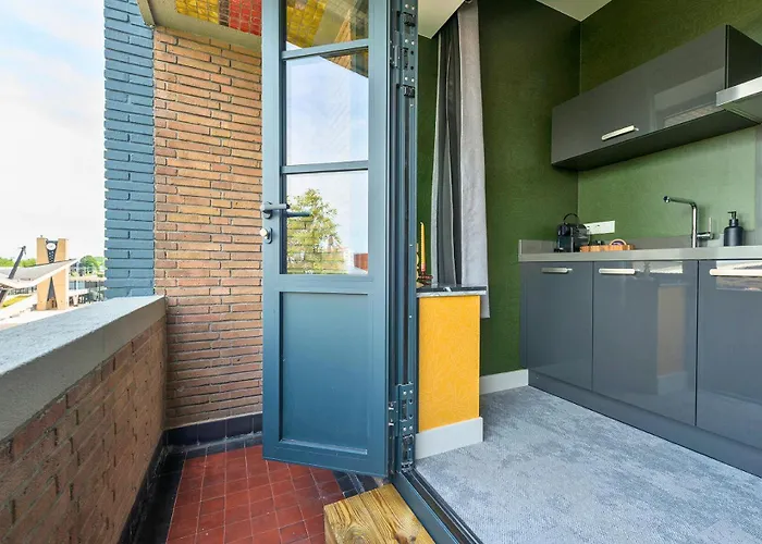 Apartament Near Center - New Bathroom & Bed *