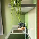 דירה Near Center - New Bathroom & Bed